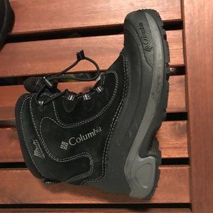 Black Columbia Boots, Size 5